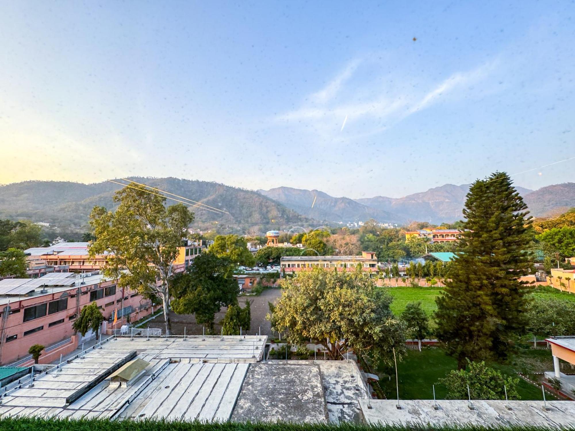 Green View By Green Tree Hotels Rishikesh Exterior photo