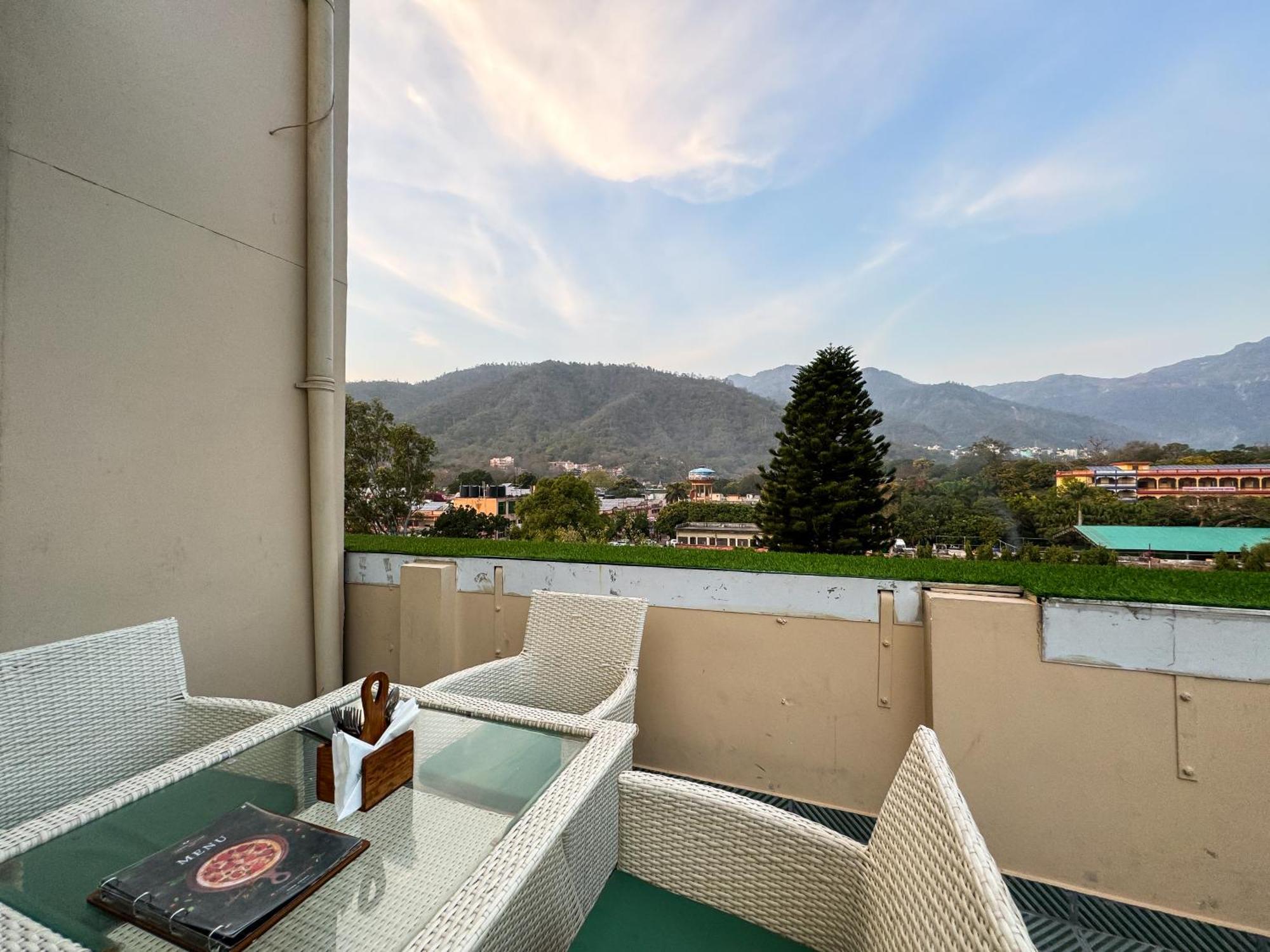 Green View By Green Tree Hotels Rishikesh Exterior photo